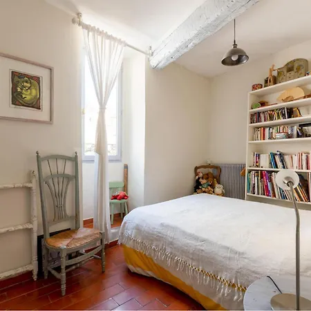 2 Bedroom Lovely In * Montbazin